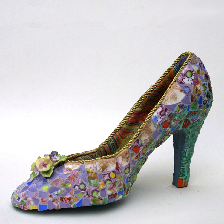  mosaic court shoe with flowers