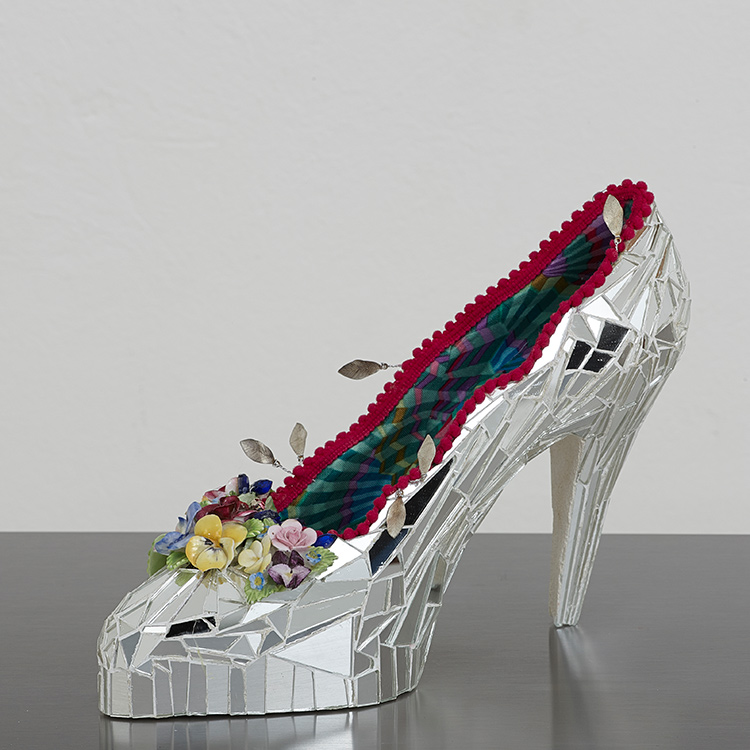 shoe with mirror mosaic and flowers