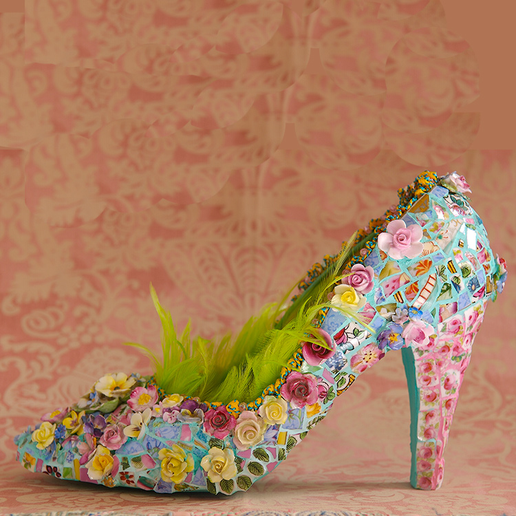 mosaic shoe with green feather